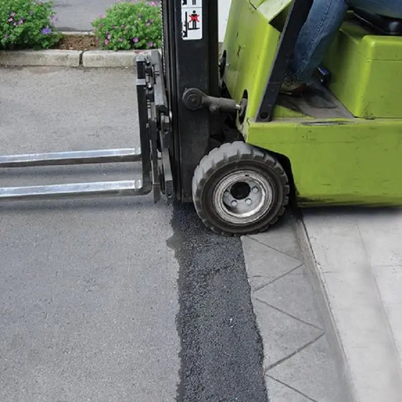 Watco Bitu-Mend Advanced | Asphalt Repair In Car Parks & Loading Bays