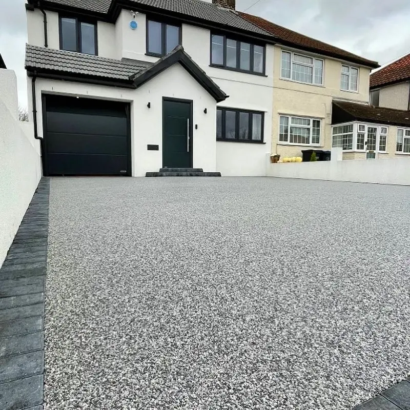 Vuba Trade Vehicle Grade Resin Bound Kits | Resin Driveway Surfacing Systems Suitable for Vehicle Traffic