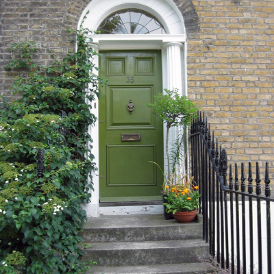 how to paint a front door in green